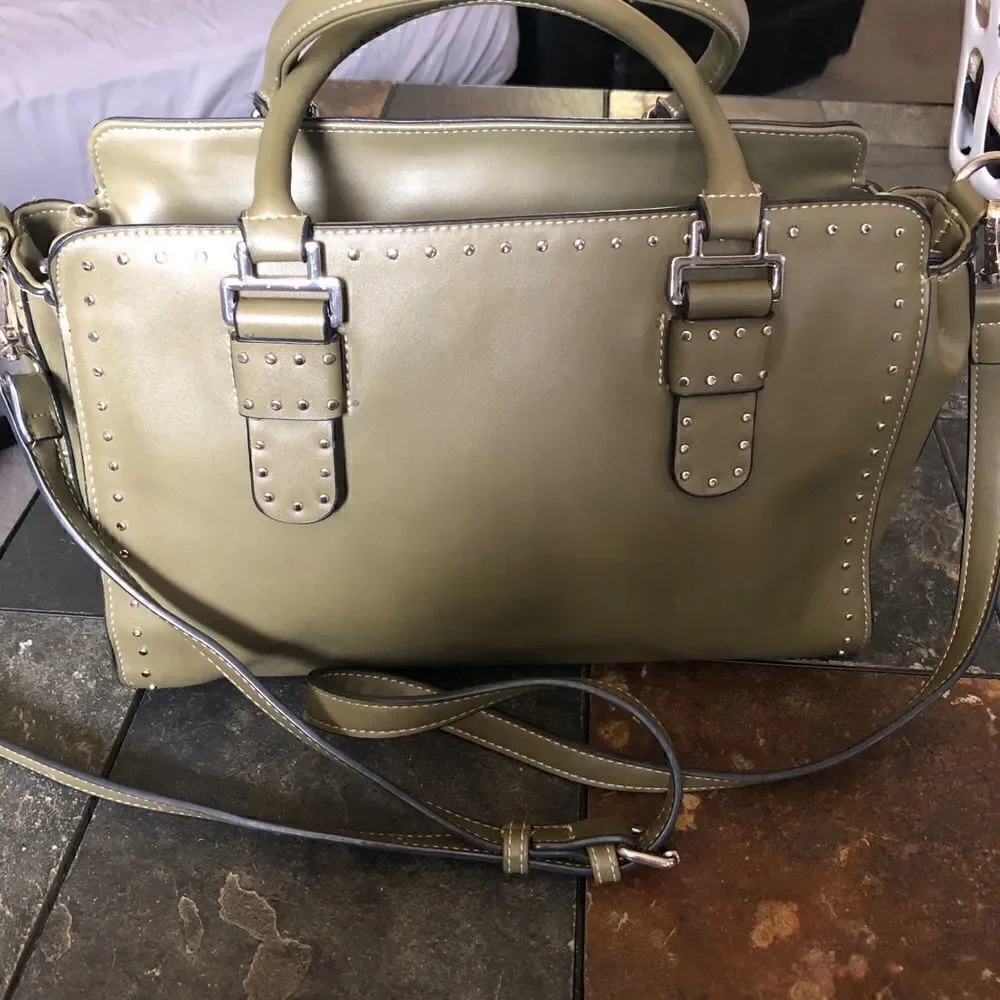 Moda Luxe Handbag in Olive